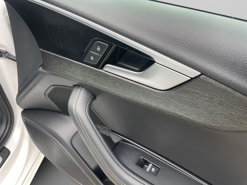 2021 Audi A4 45 S line Premium Plus quattro