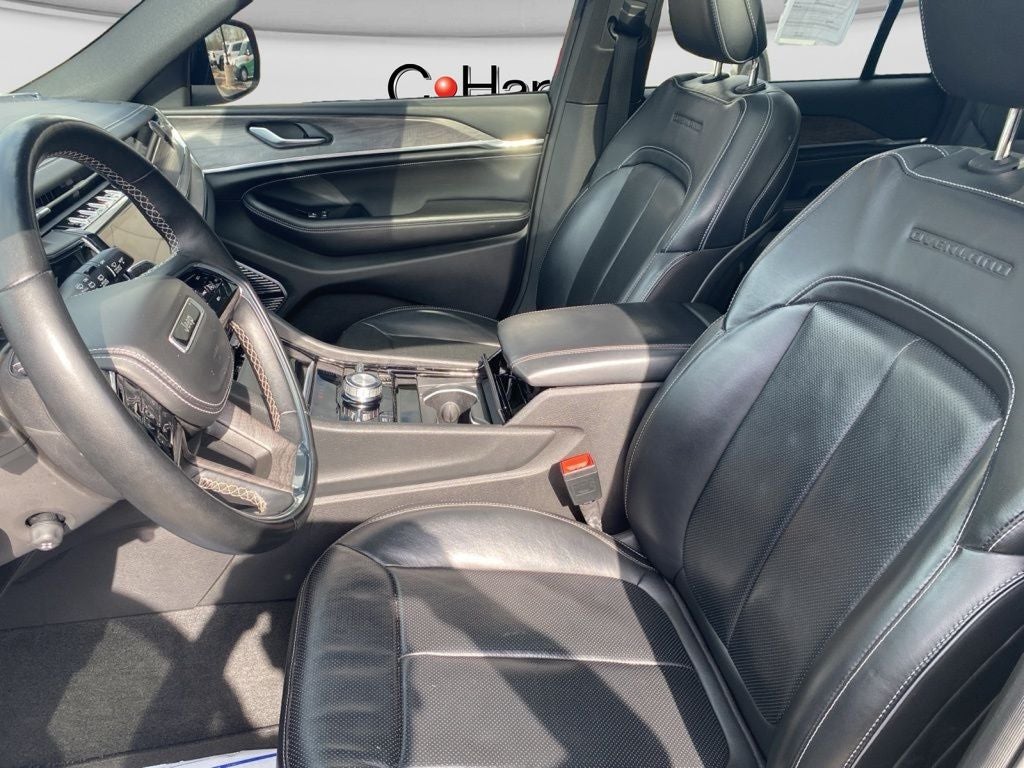 2022 Jeep Grand Cherokee Overland