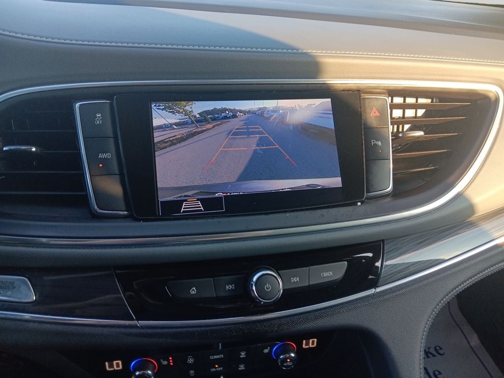 2020 Buick Enclave Essence