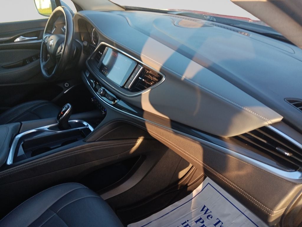 2020 Buick Enclave Essence
