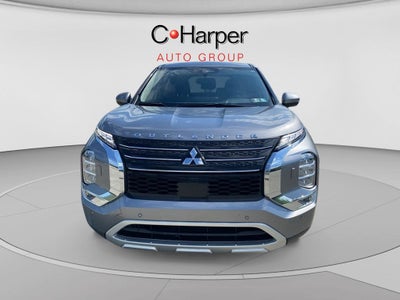 2023 Mitsubishi Outlander SE