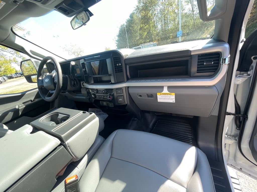 2025 Ford F-350SD XL DRW