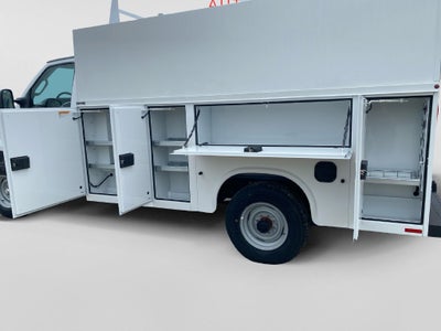 2026 Ford E-350SD Base Cutaway
