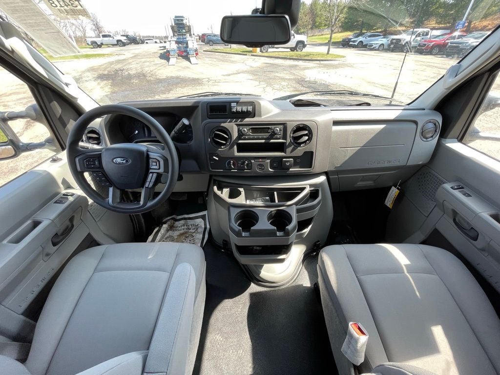 2026 Ford E-350SD Base Cutaway