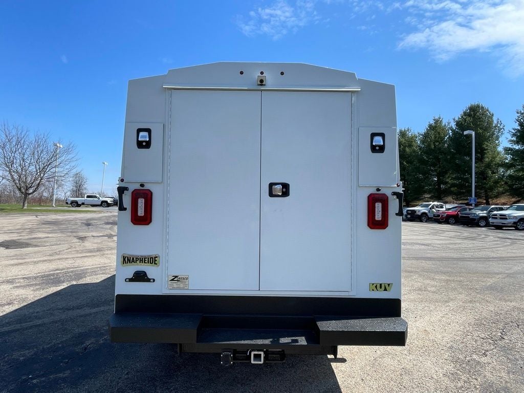 2026 Ford E-350SD Base Cutaway