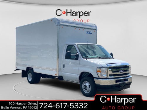 2027 Ford E-450SD Base