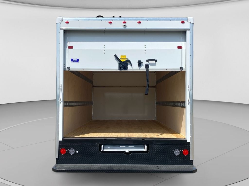 2027 Ford E-450SD Base