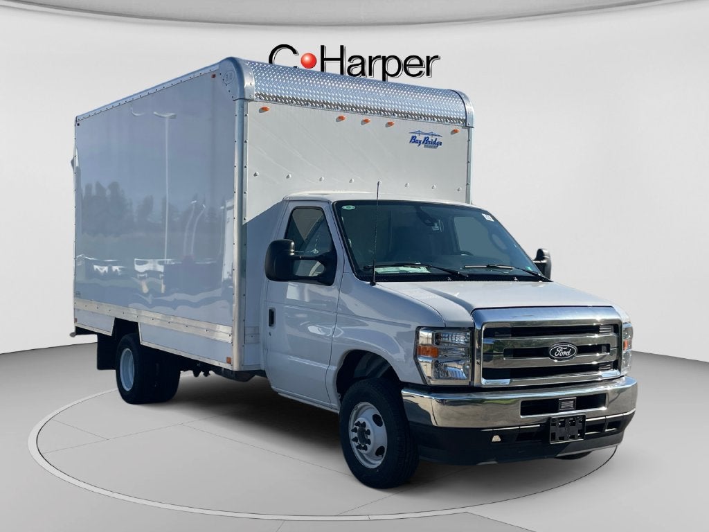 2027 Ford E-450SD Base