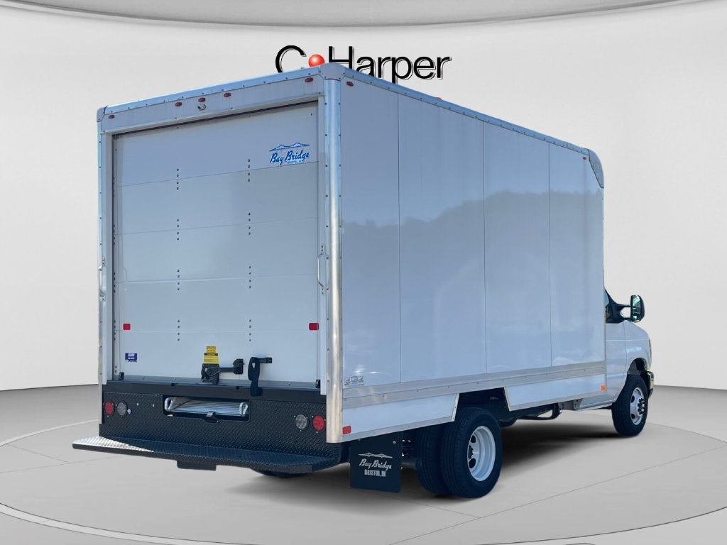 2027 Ford E-450SD Base