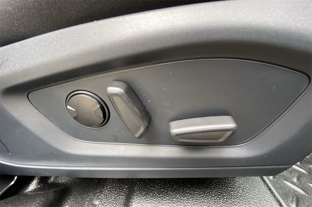 2025 Ford Utility Police Interceptor Base