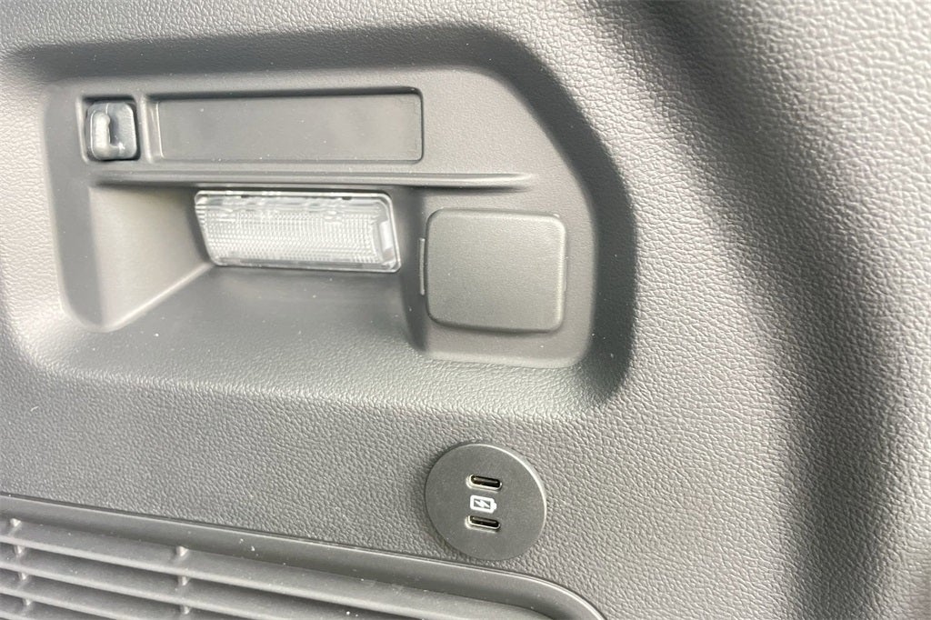 2025 Ford Utility Police Interceptor Base