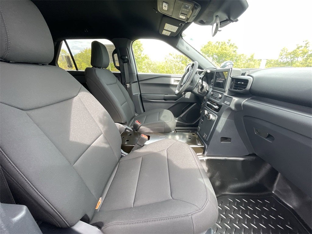 2025 Ford Utility Police Interceptor Base