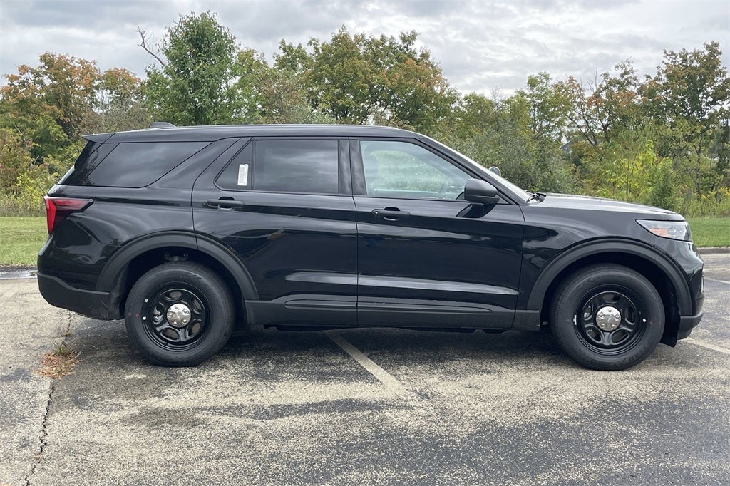 2025 Ford Utility Police Interceptor Base