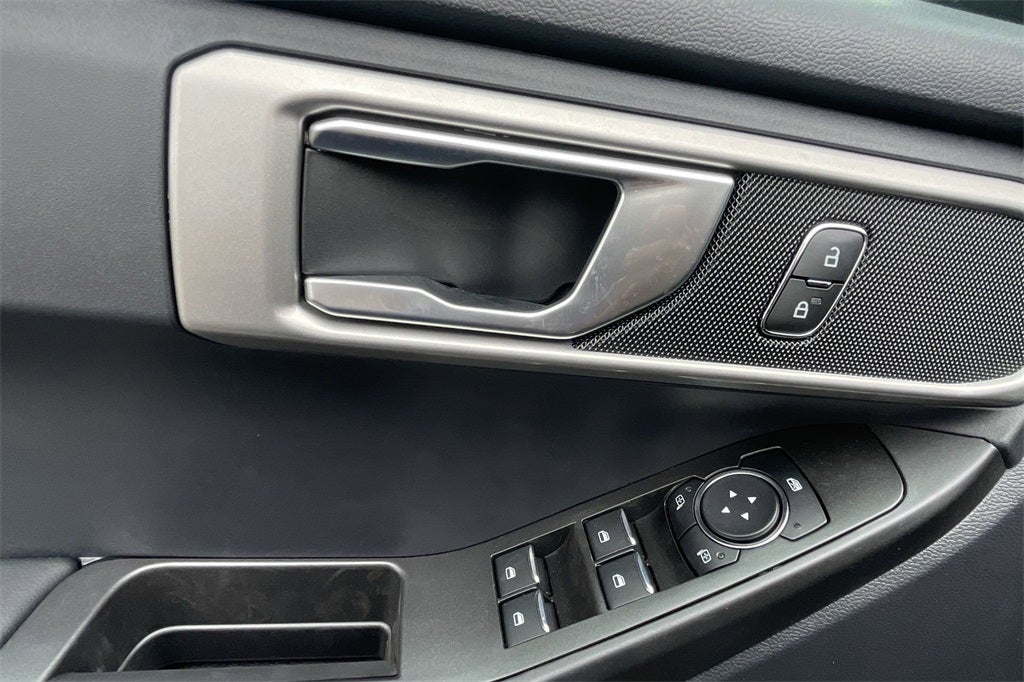 2025 Ford Utility Police Interceptor Base