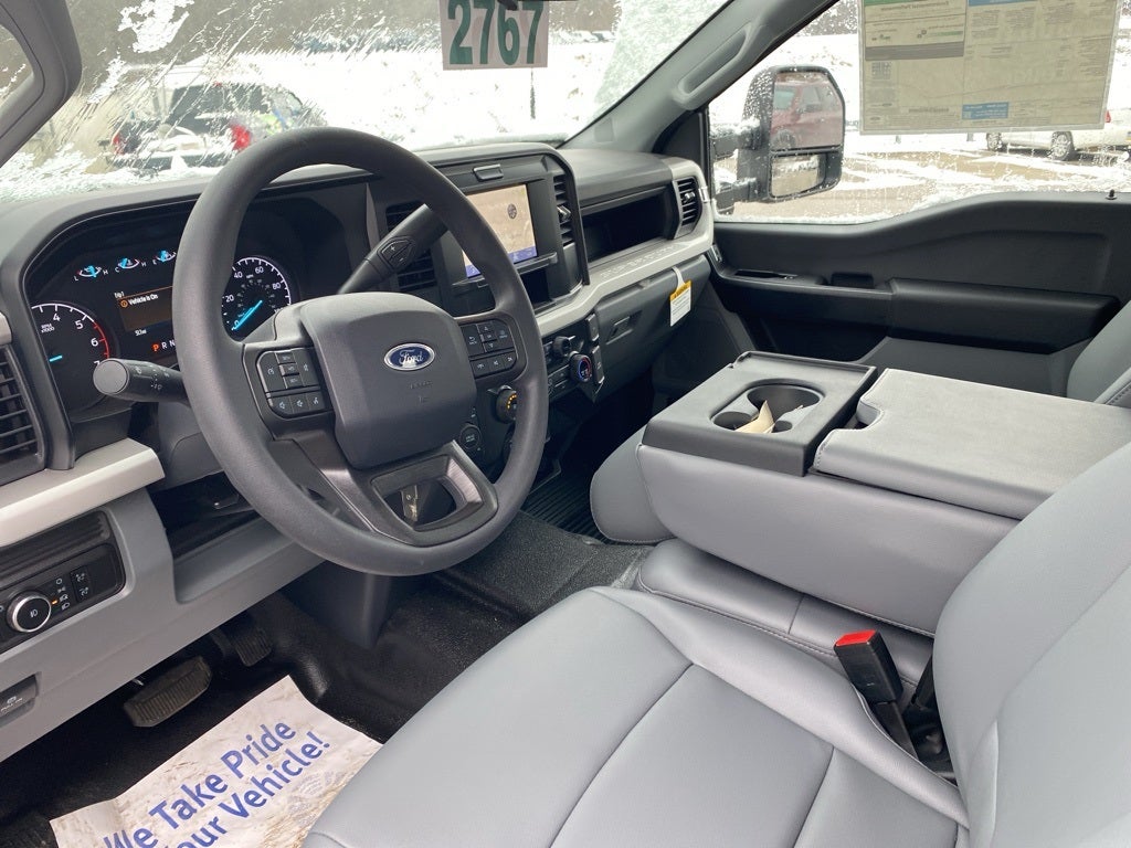 2025 Ford F-350SD XL