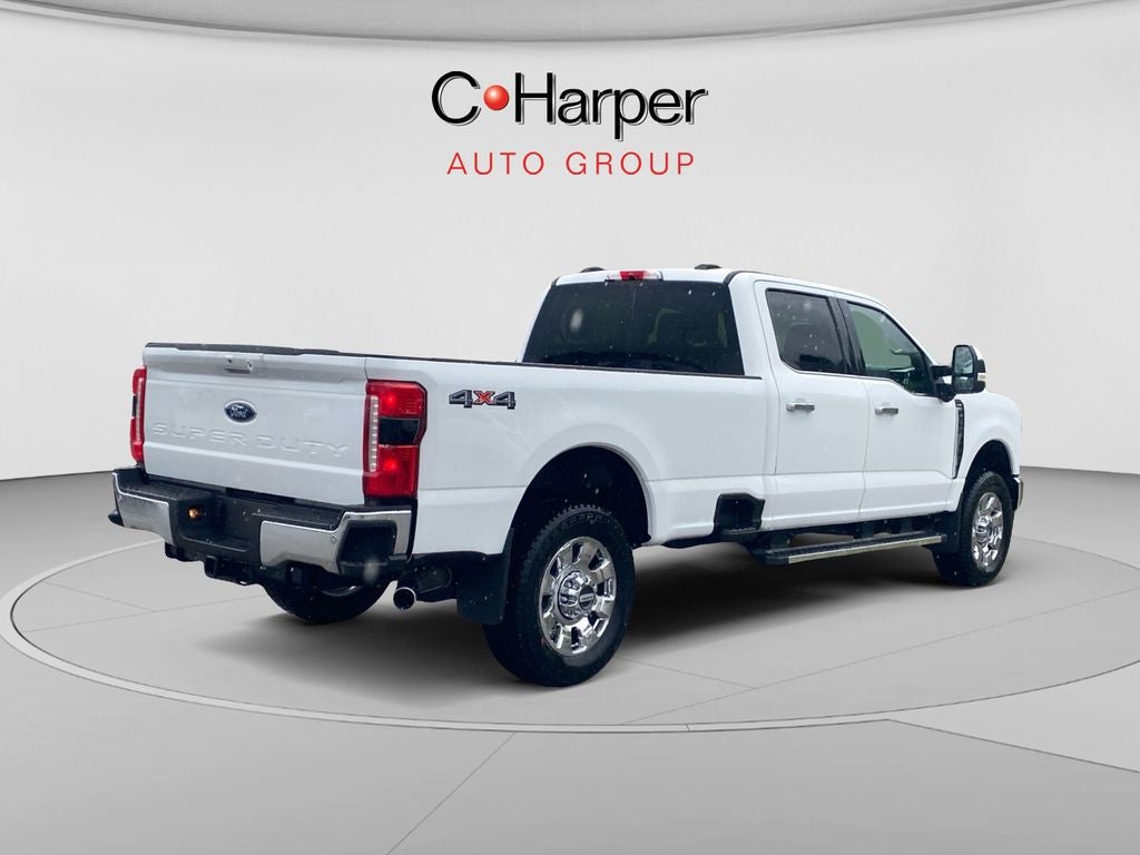 2026 Ford F-350SD Lariat