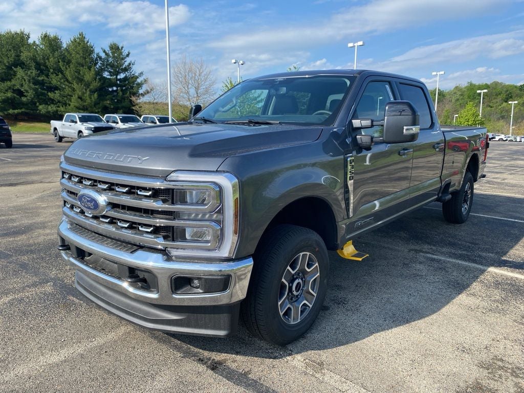 2026 Ford F-350SD Lariat
