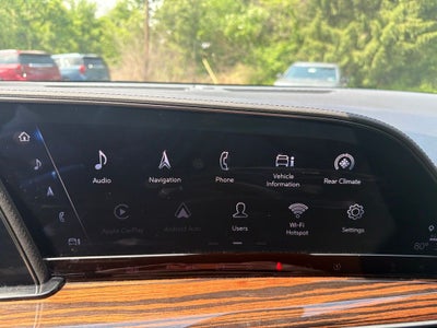 2022 Cadillac Escalade Luxury