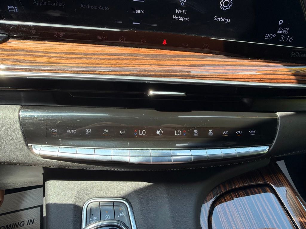 2022 Cadillac Escalade Luxury