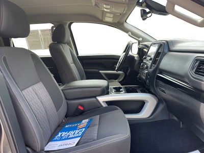 2023 Nissan Titan SV