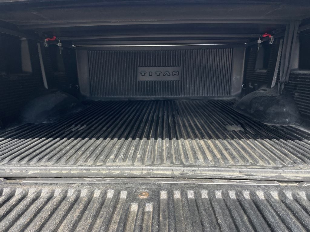 2023 Nissan Titan SV