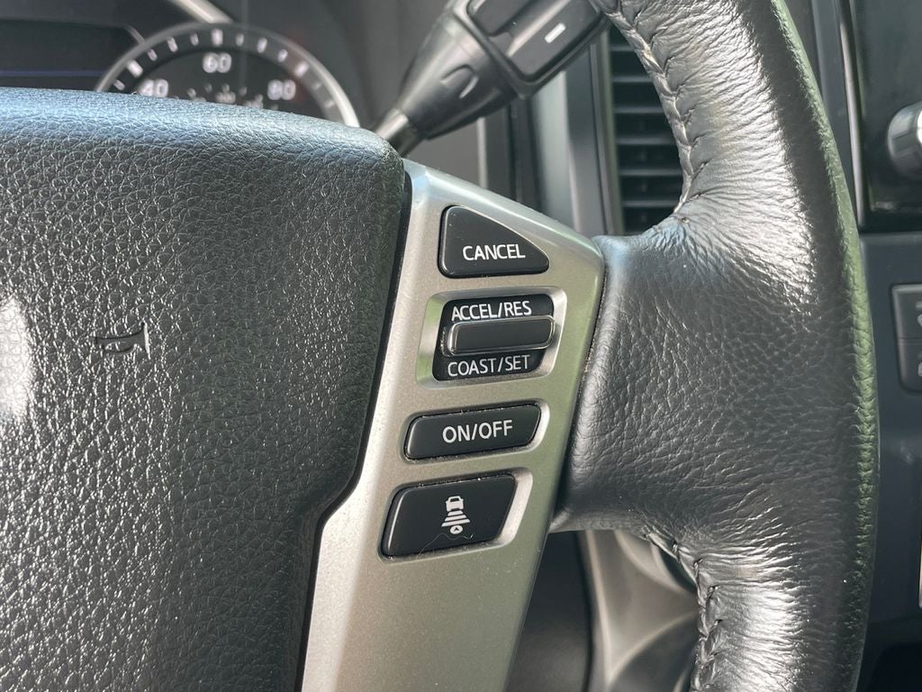 2023 Nissan Titan SV