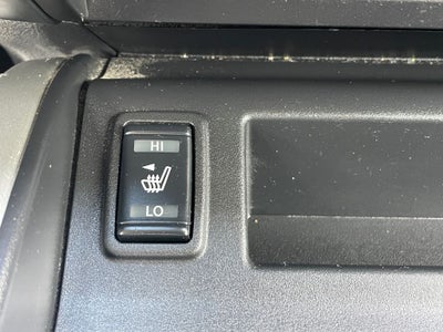 2023 Nissan Titan SV