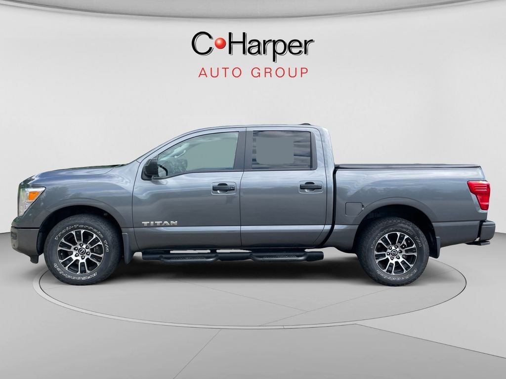2023 Nissan Titan SV