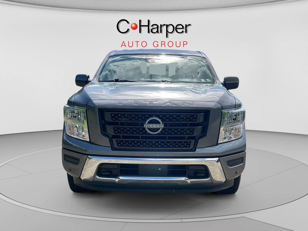 2023 Nissan Titan SV
