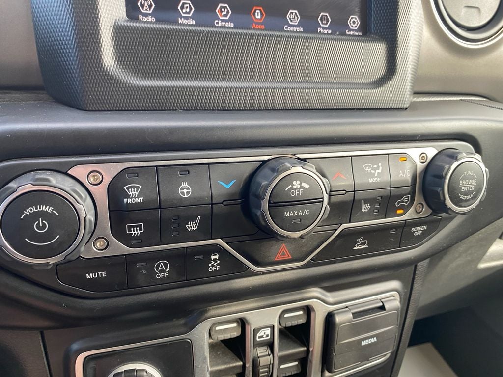 2022 Jeep Gladiator Sport