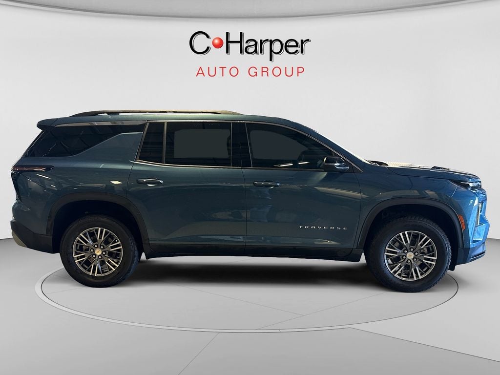 2025 Chevrolet Traverse LT 2LT