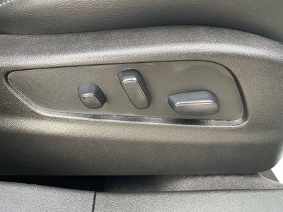2022 Cadillac XT4 AWD Premium Luxury