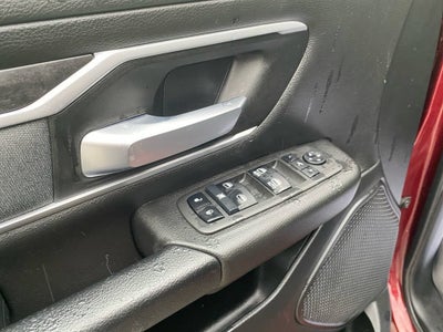 2022 RAM 1500 Big Horn Crew Cab 4x4 5'7" Box