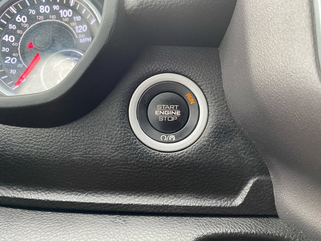 2022 RAM 1500 Big Horn Crew Cab 4x4 5'7" Box