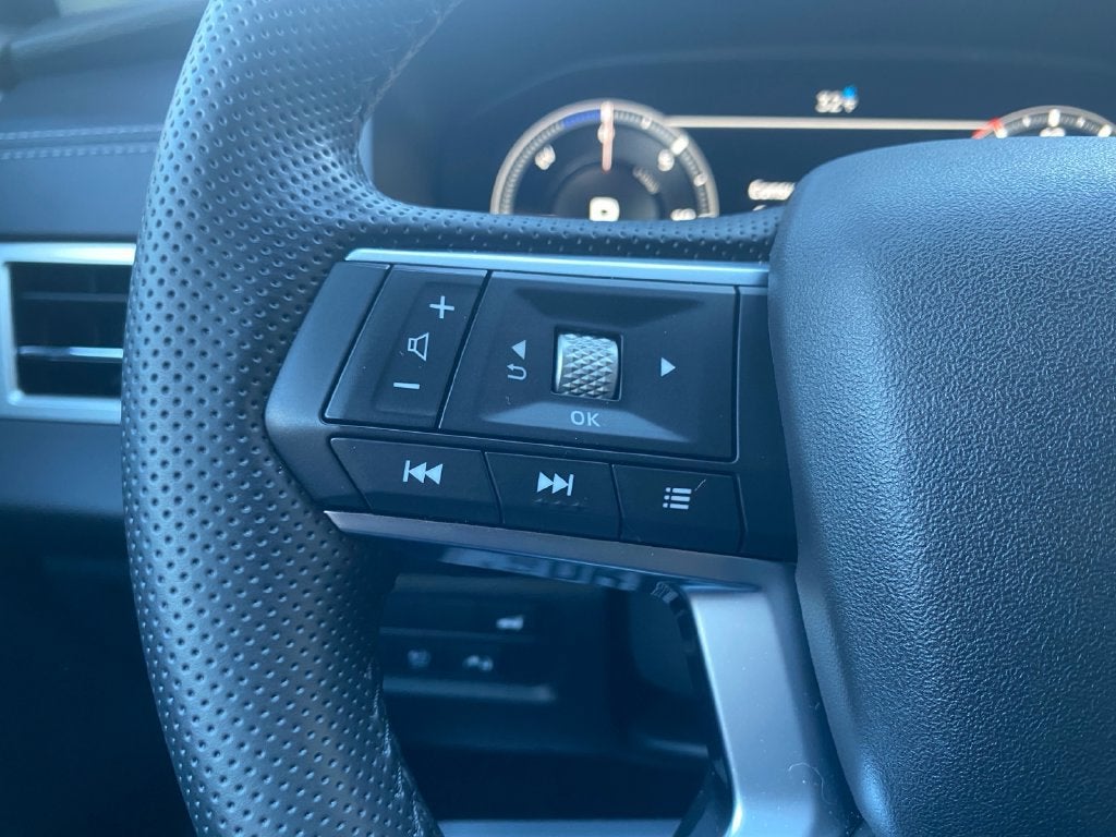 2024 Mitsubishi Outlander PHEV SE S-AWC