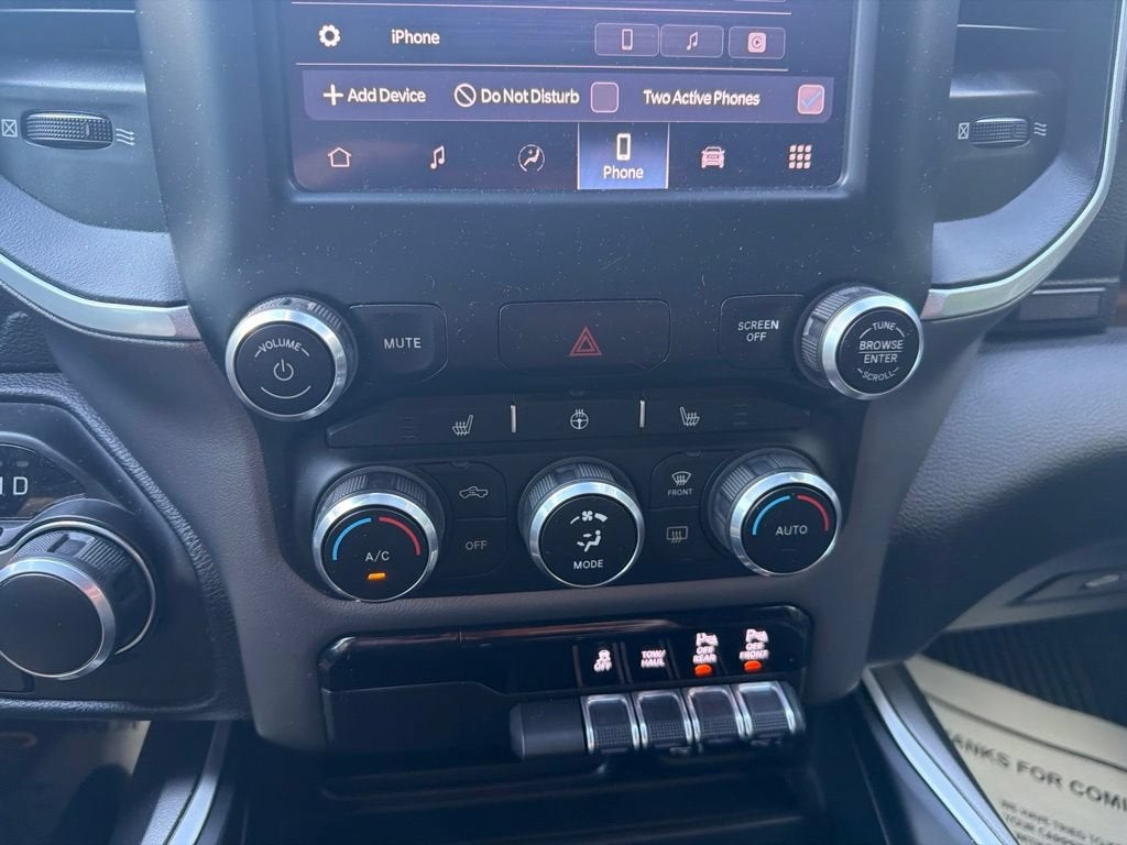 2022 RAM 1500 Big Horn Crew Cab 4x4 5'7" Box