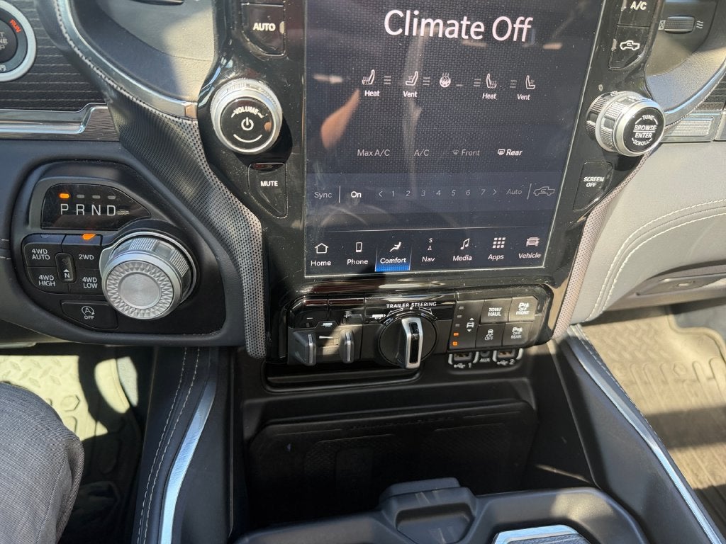 2023 RAM 1500 Limited Crew Cab 4x4 5'7" Box