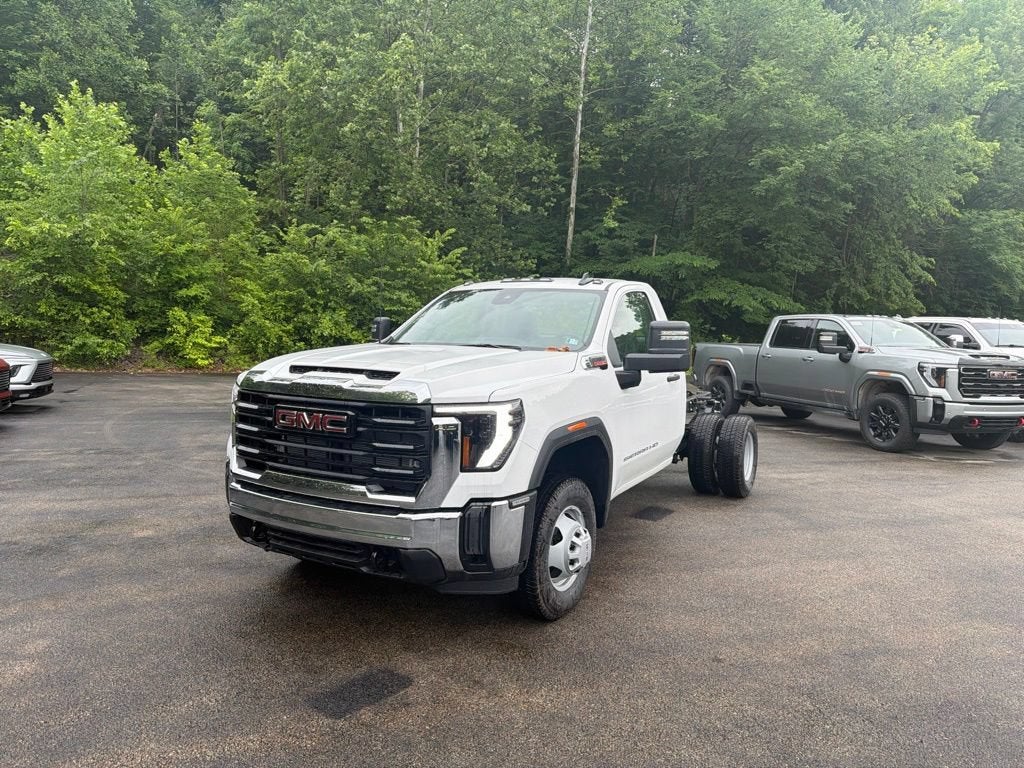 2026 GMC Sierra 3500 HD Pro DRW