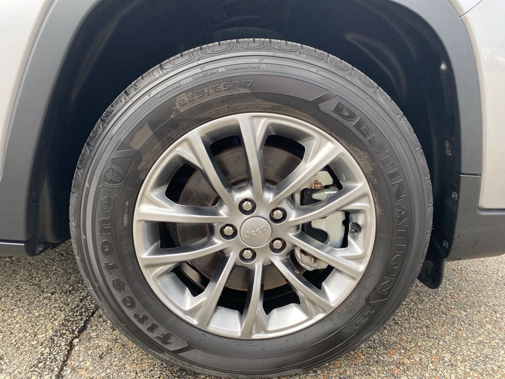 2021 Jeep Cherokee Latitude Lux