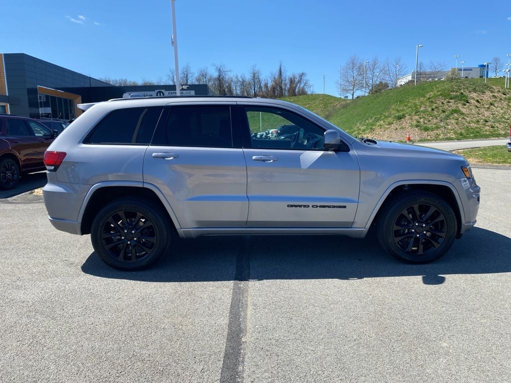 2020 Jeep Grand Cherokee Altitude