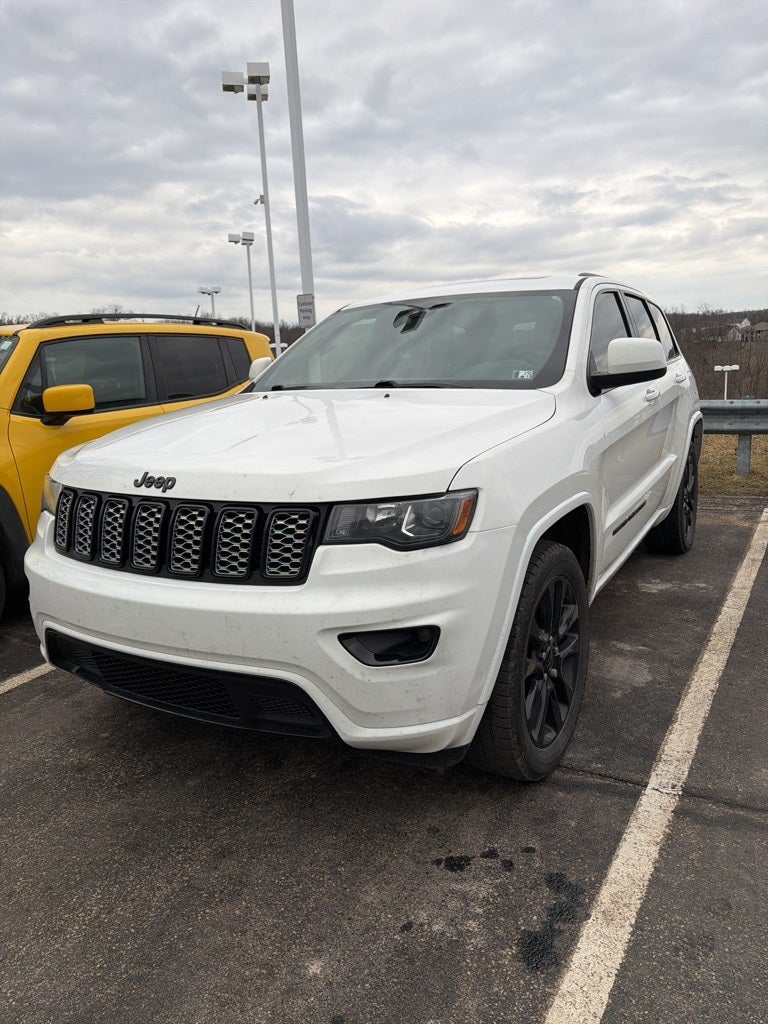 2020 Jeep Grand Cherokee Altitude