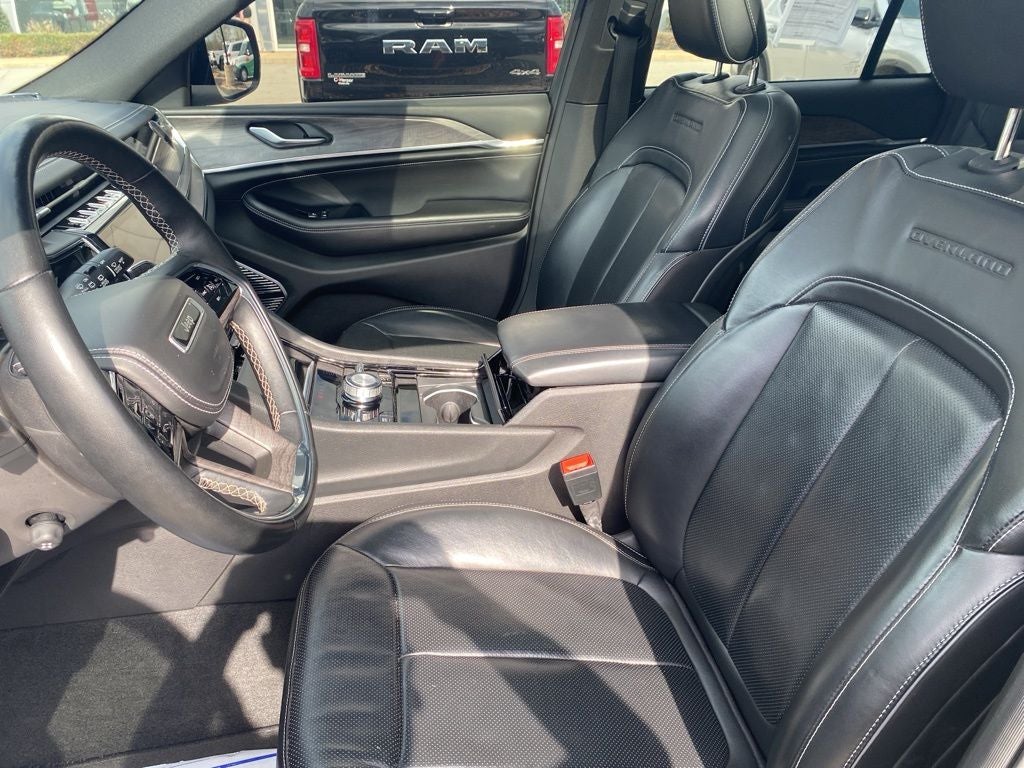 2022 Jeep Grand Cherokee Overland