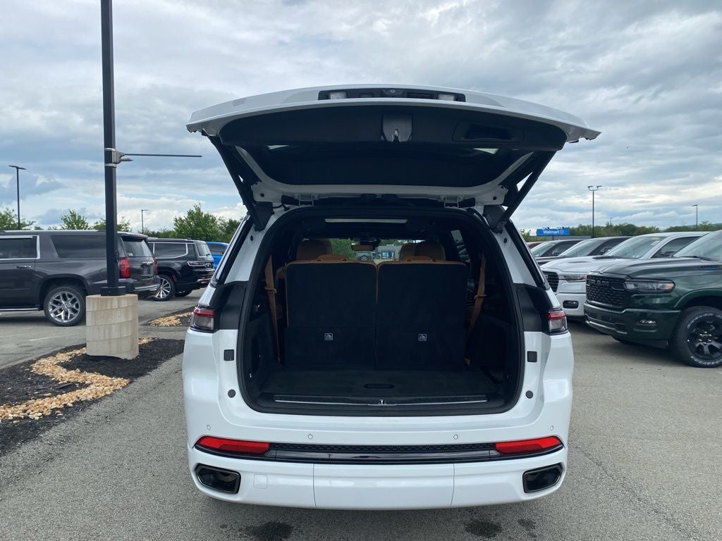 2024 Jeep Grand Cherokee L Summit