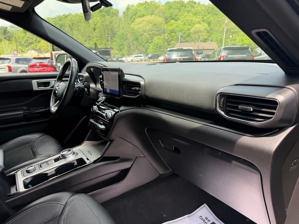 2022 Ford Explorer ST