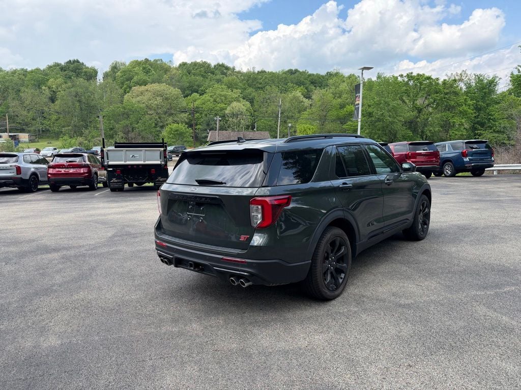 2022 Ford Explorer ST