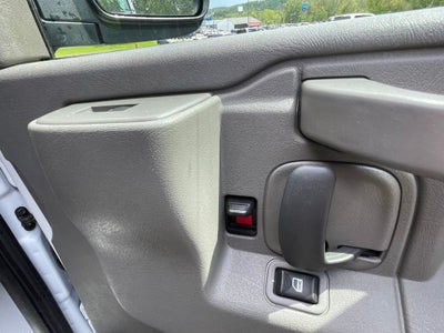 2024 Chevrolet Express 2500 Work Van Cargo