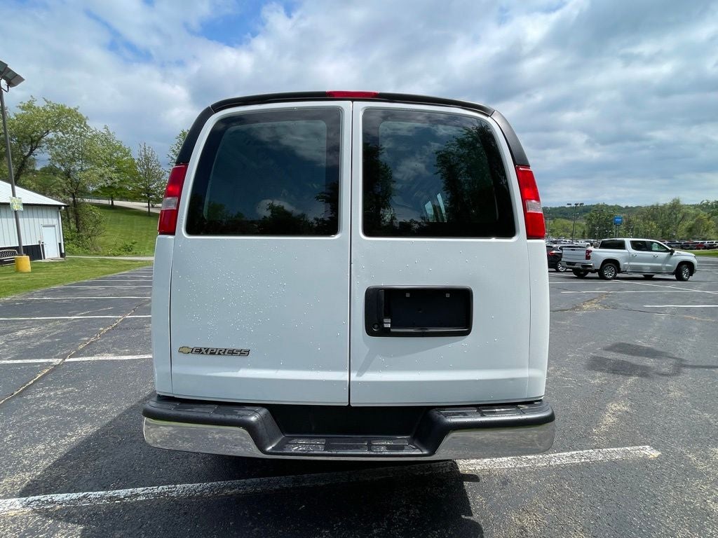 2024 Chevrolet Express 2500 Work Van Cargo
