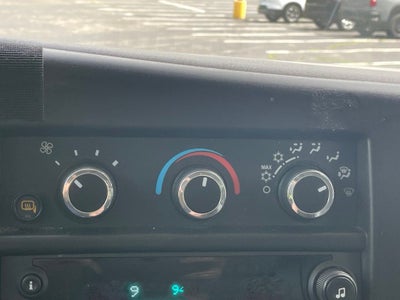 2024 Chevrolet Express 2500 Work Van Cargo