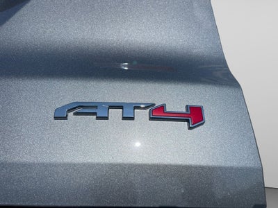 2025 GMC Acadia AT4