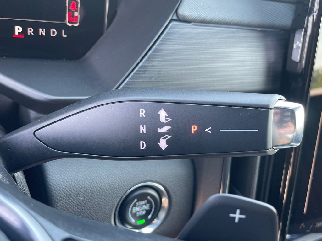 2025 GMC Acadia AT4